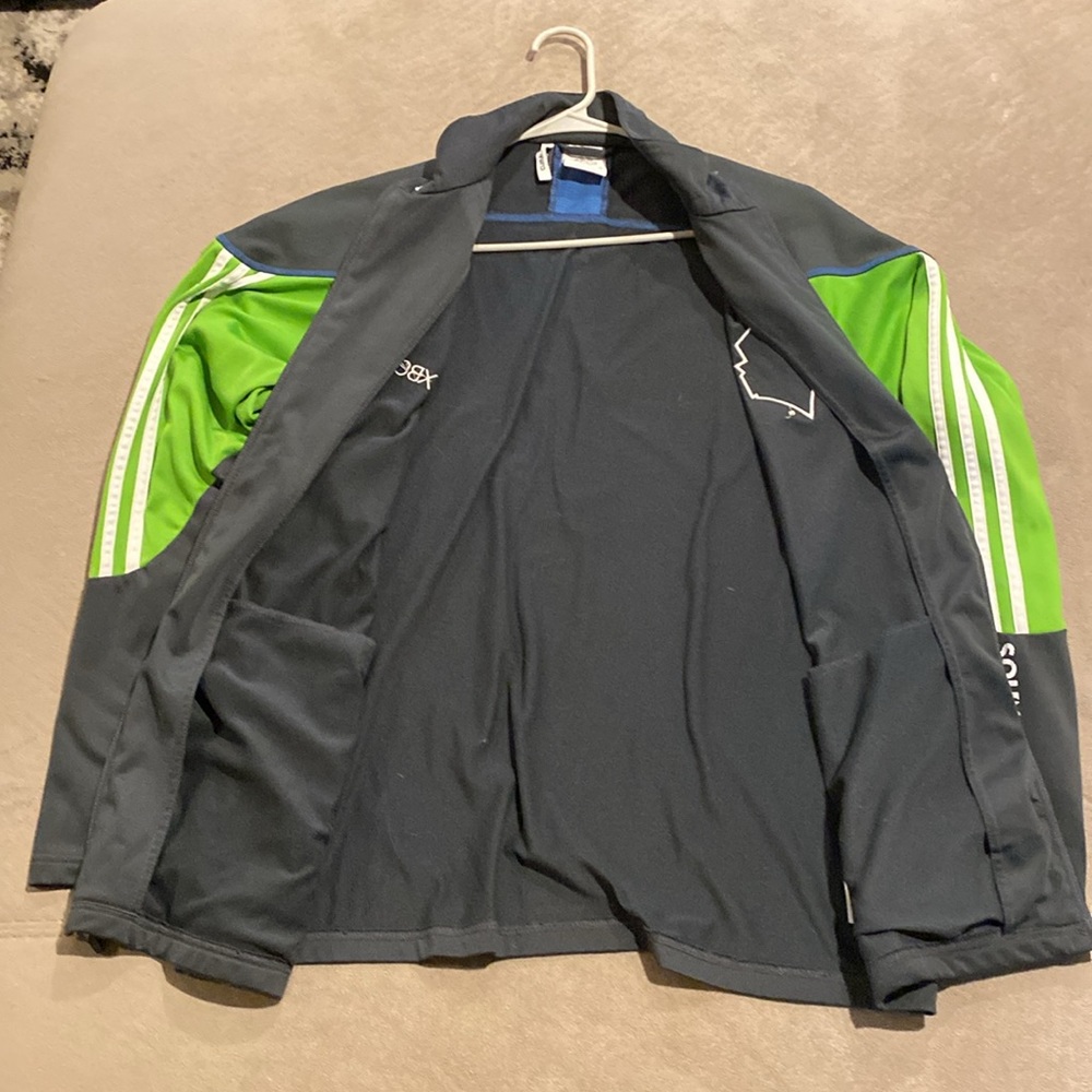 Seattle Sounders FC jacket - Picture 2 of 5